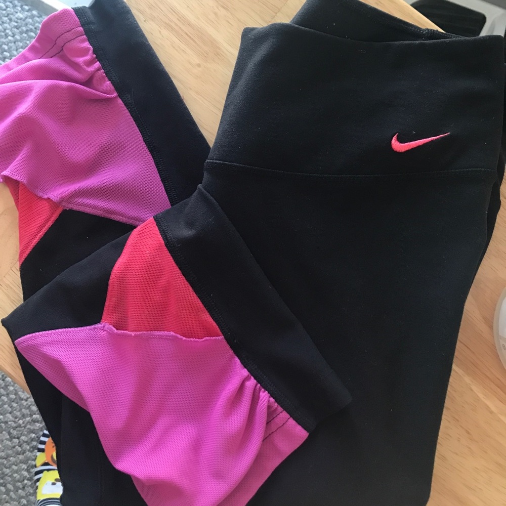 Nike colored cropped workout pants